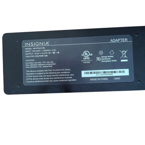 Insignia Universal 180 W High Power Laptop Charger 8 Adapters for Dell HP & more - Picture 5 of 14